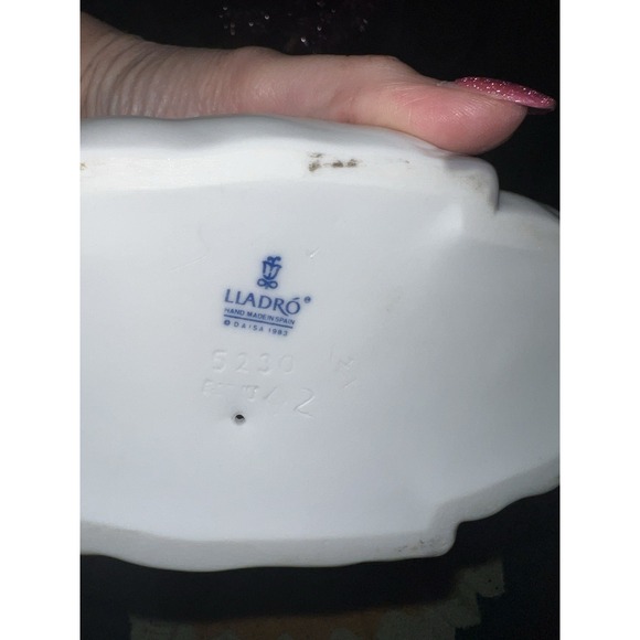 CERAMIC LLADRO WHITE SWAN FIGURINE - Picture 2 of 2